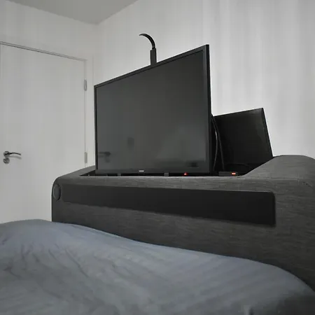 A Private En-Suite Bedroom In Bromley-By-Bow Londres Extérieur photo