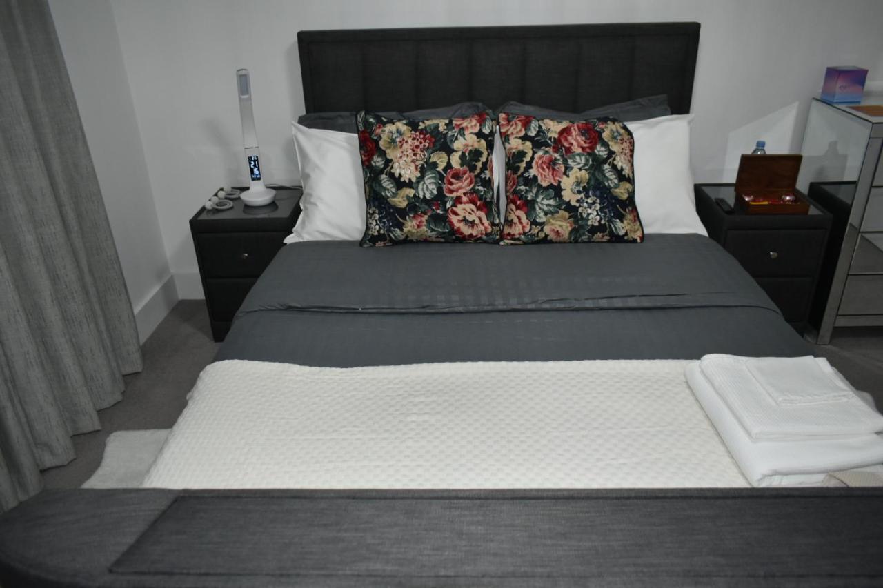 Homestay A Private En-suite Bedroom In Bromley-by-bow London